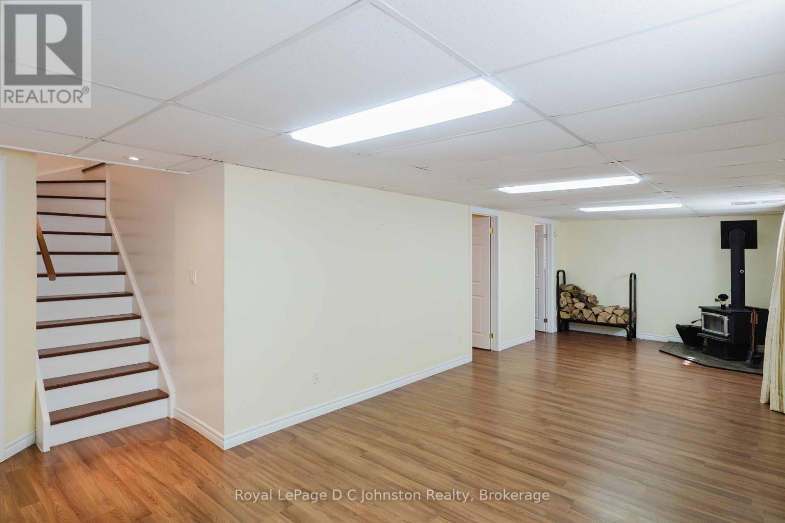 19 SMITH STREET - 22