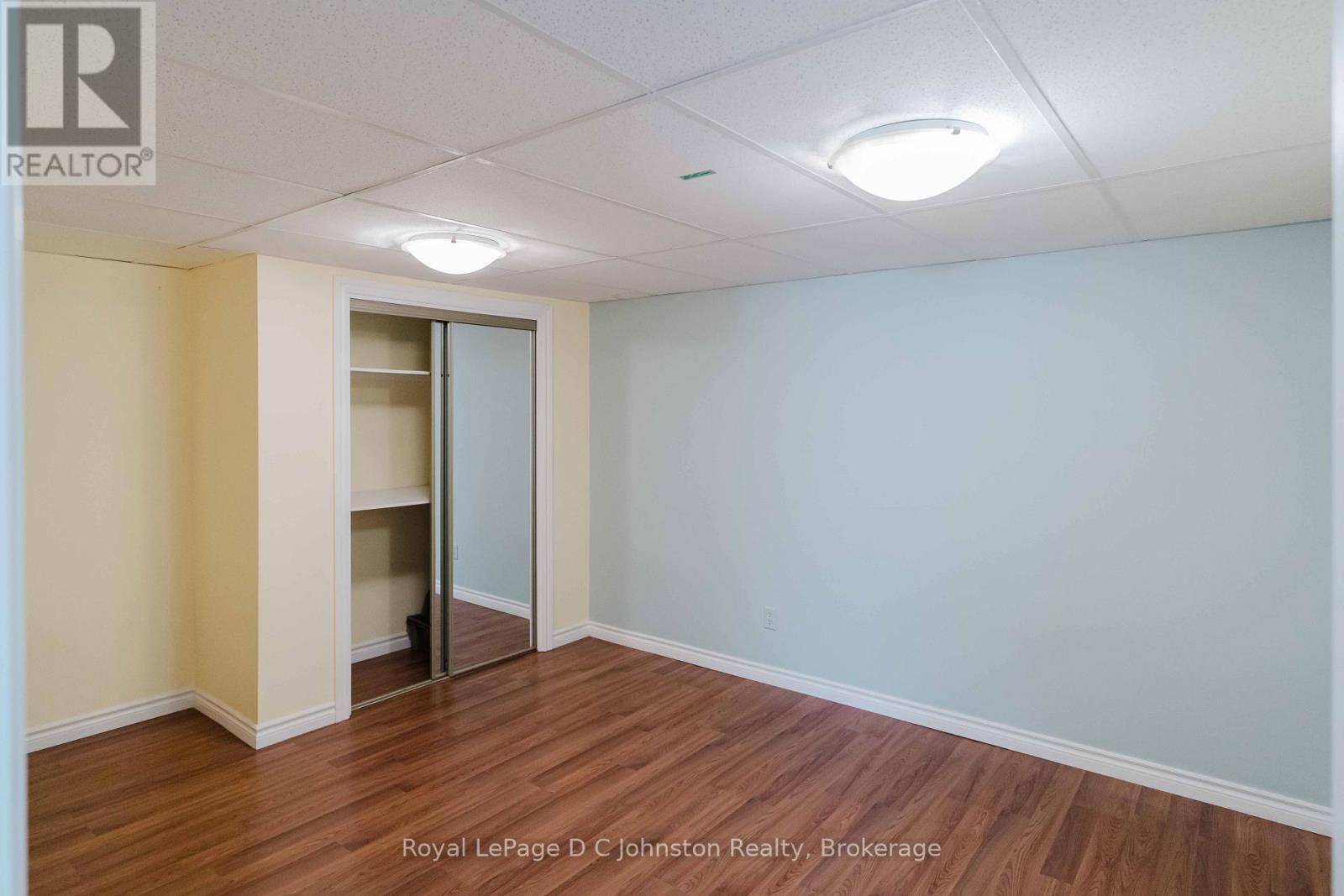 19 SMITH STREET - 24