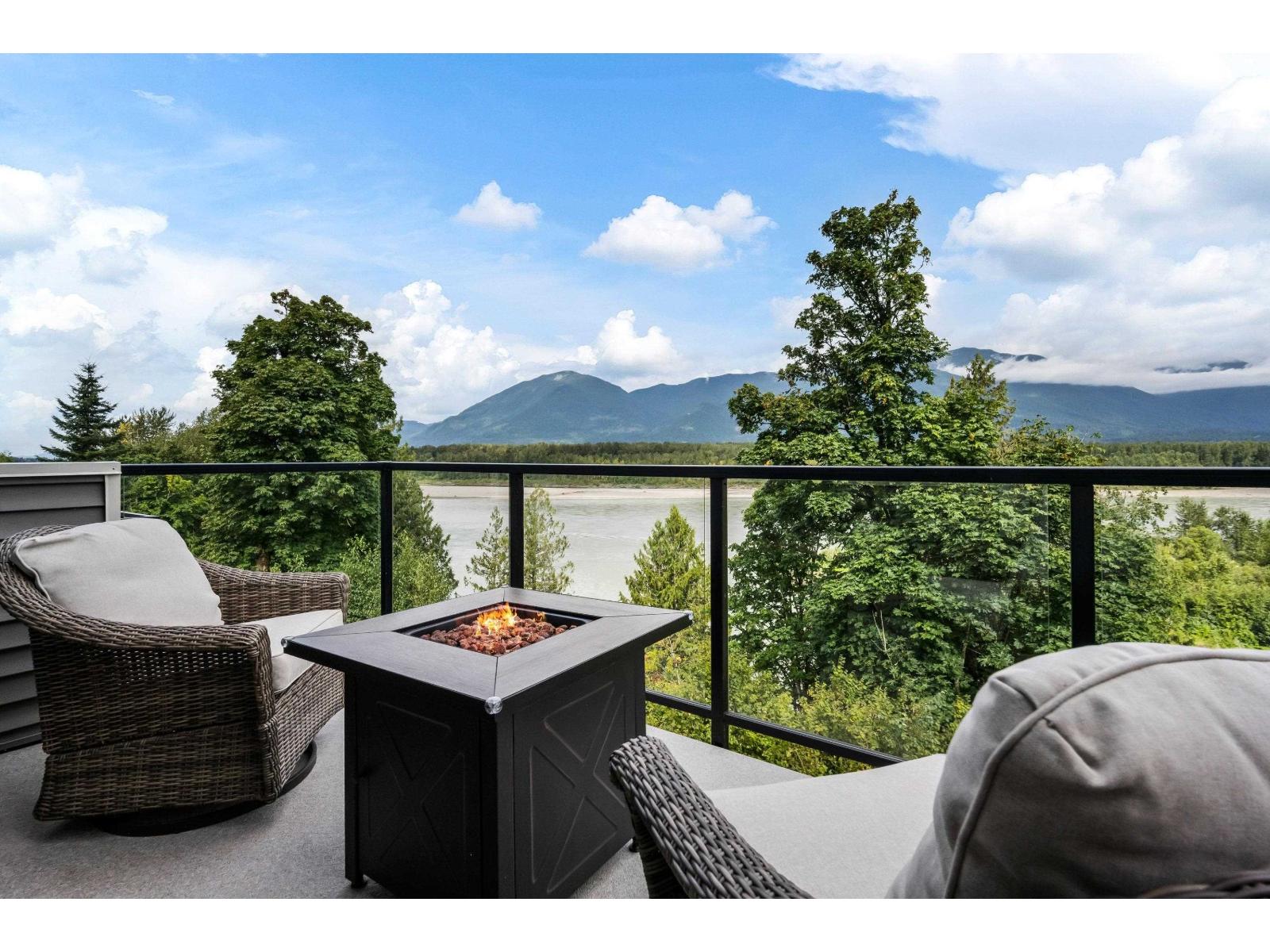 25 43575 CHILLIWACK MOUNTAIN ROAD, Chilliwack Mountain, Chilliwack