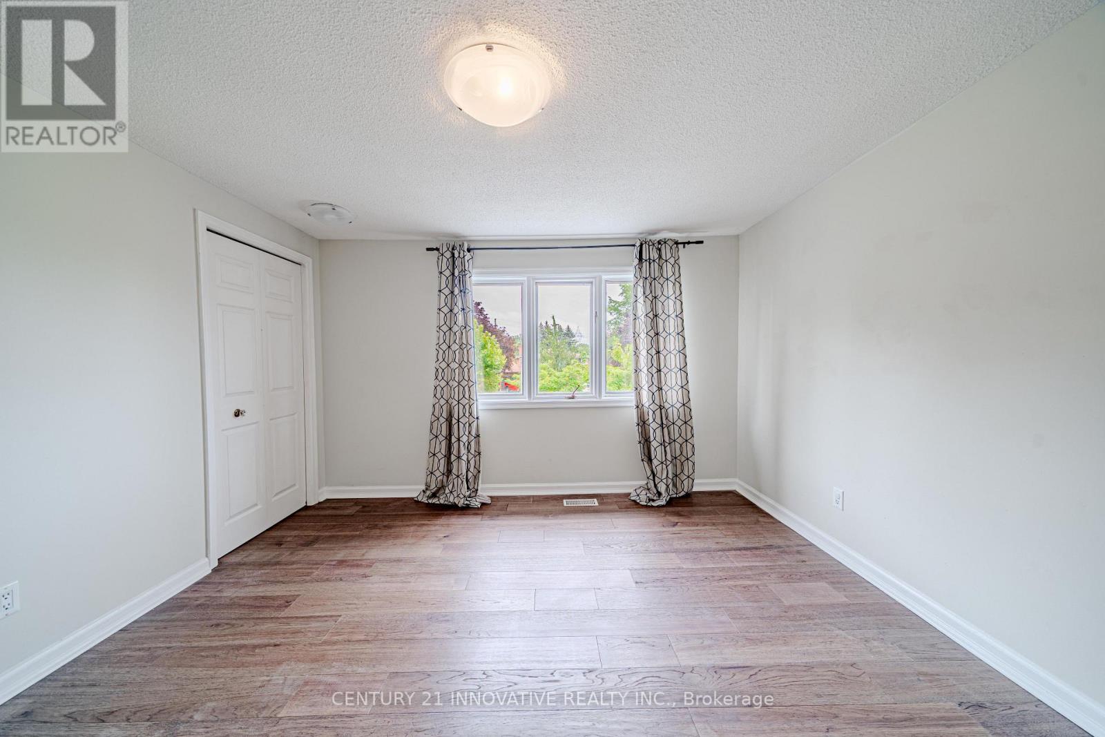 1058 CHELSEA COURT - 25