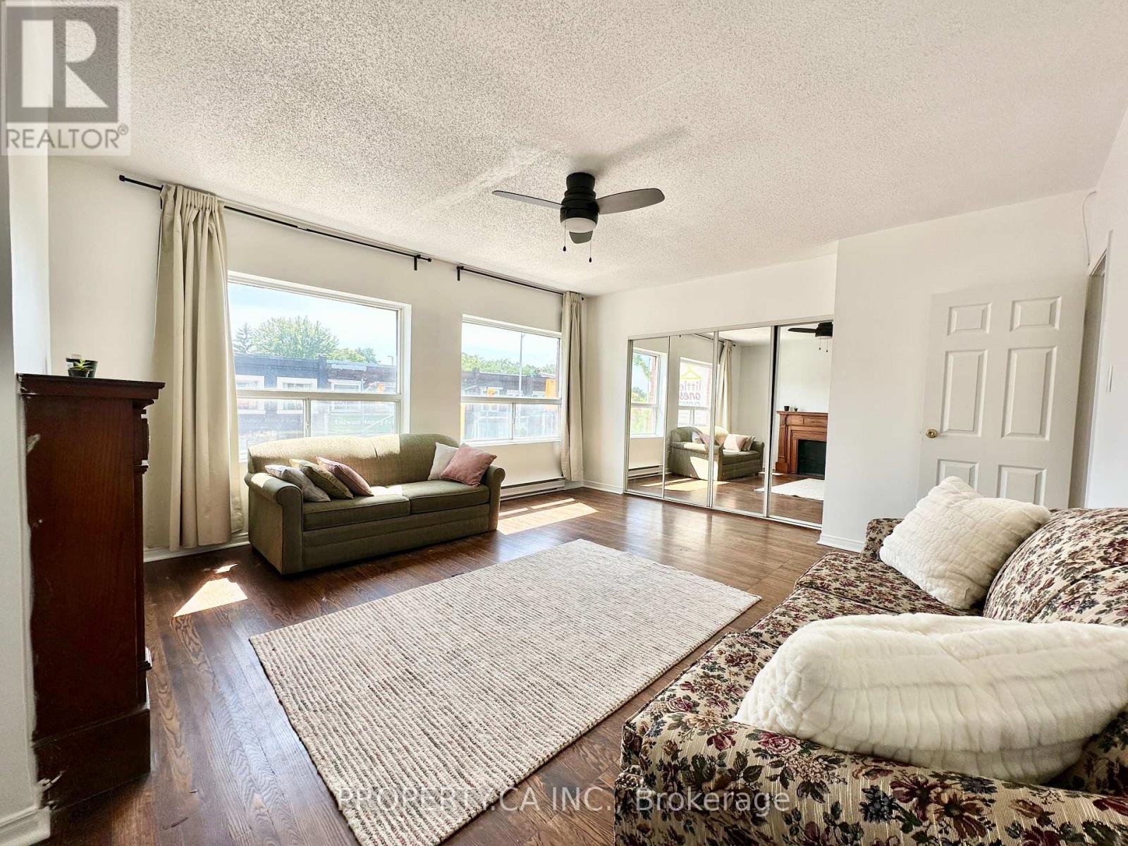 Photo of 1854 Danforth Avenue