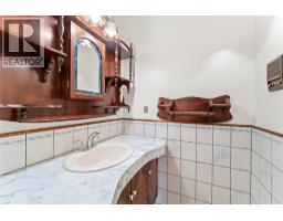 4345 June Springs Road, Kelowna, BC V1W4C8 Photo 37
