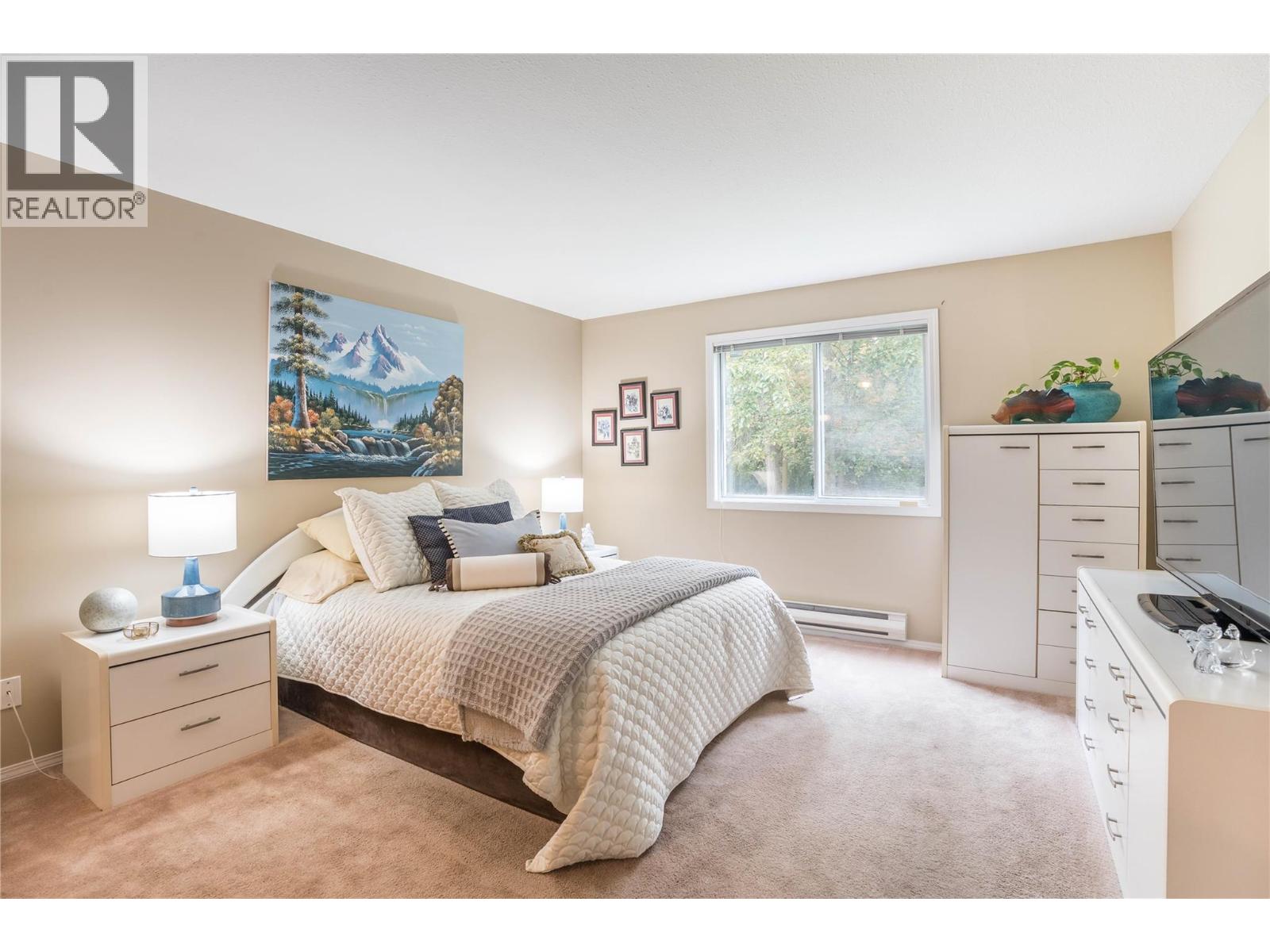 #105 320 Brandon Avenue - 27