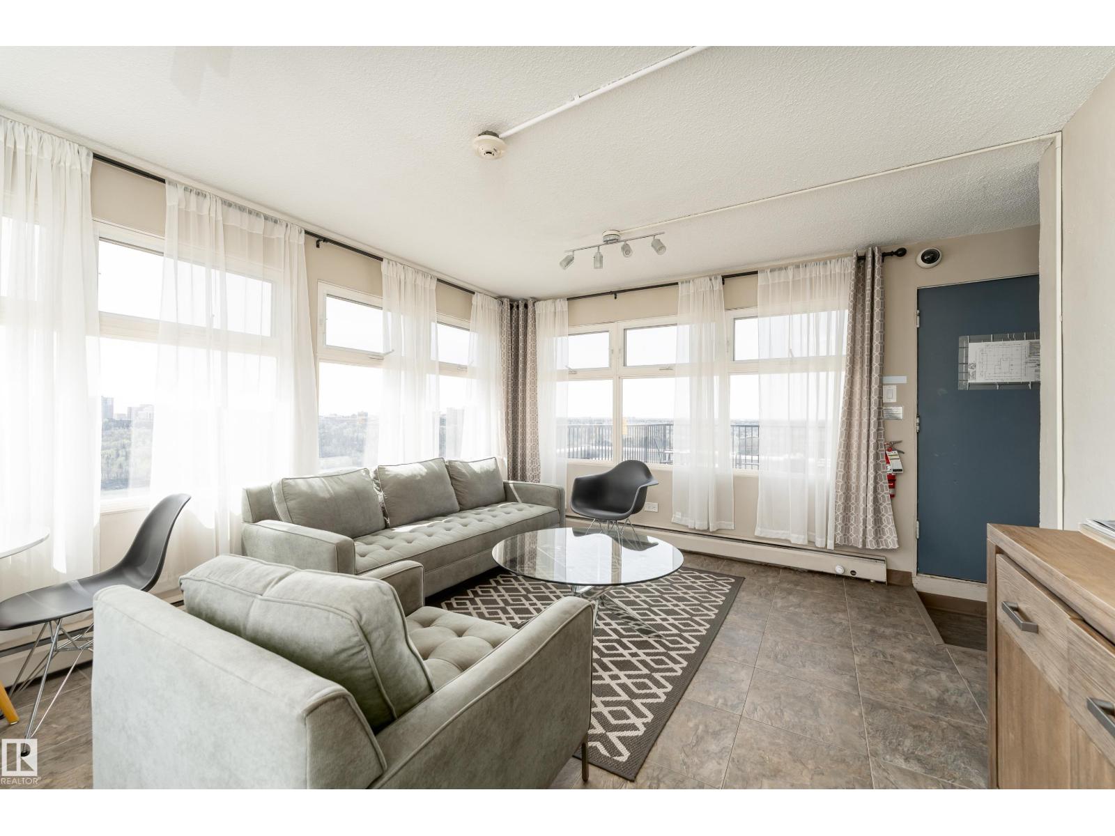 #1006 9816 112 ST NW - 11
