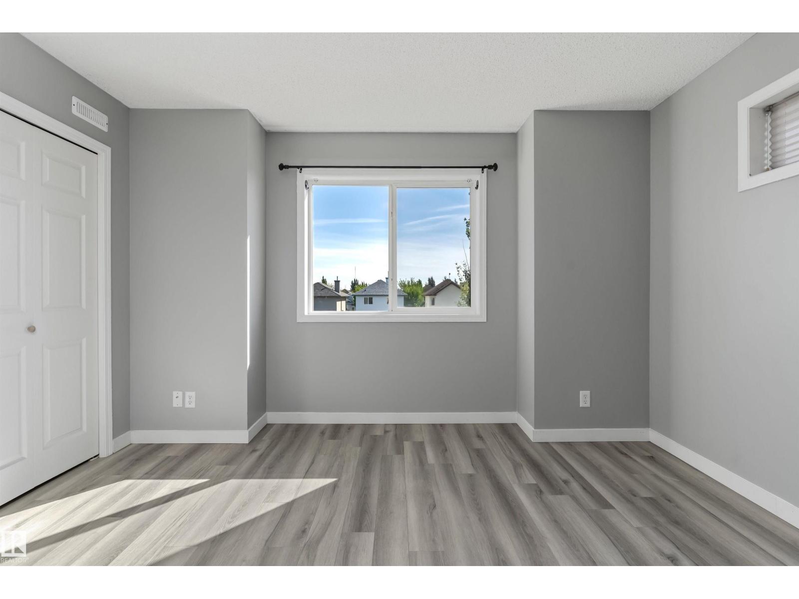 2947 26 ST NW - 17