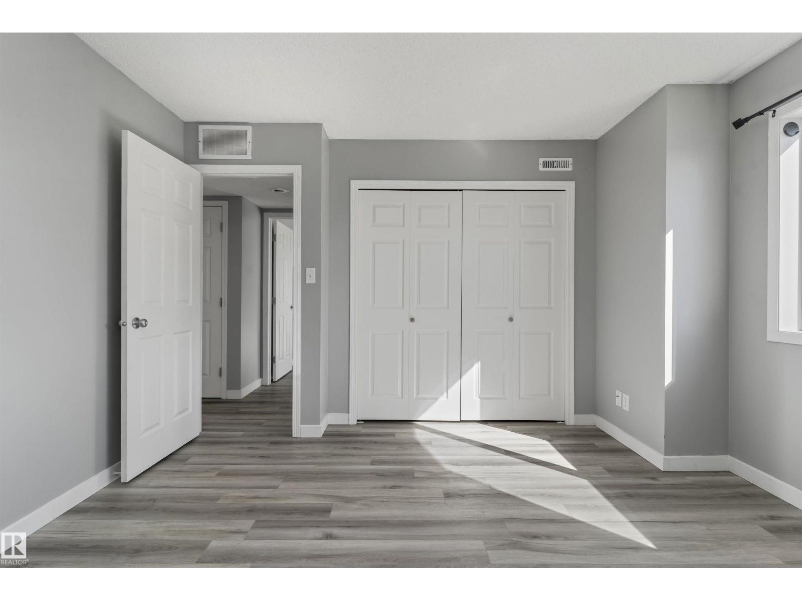 2947 26 ST NW - 18