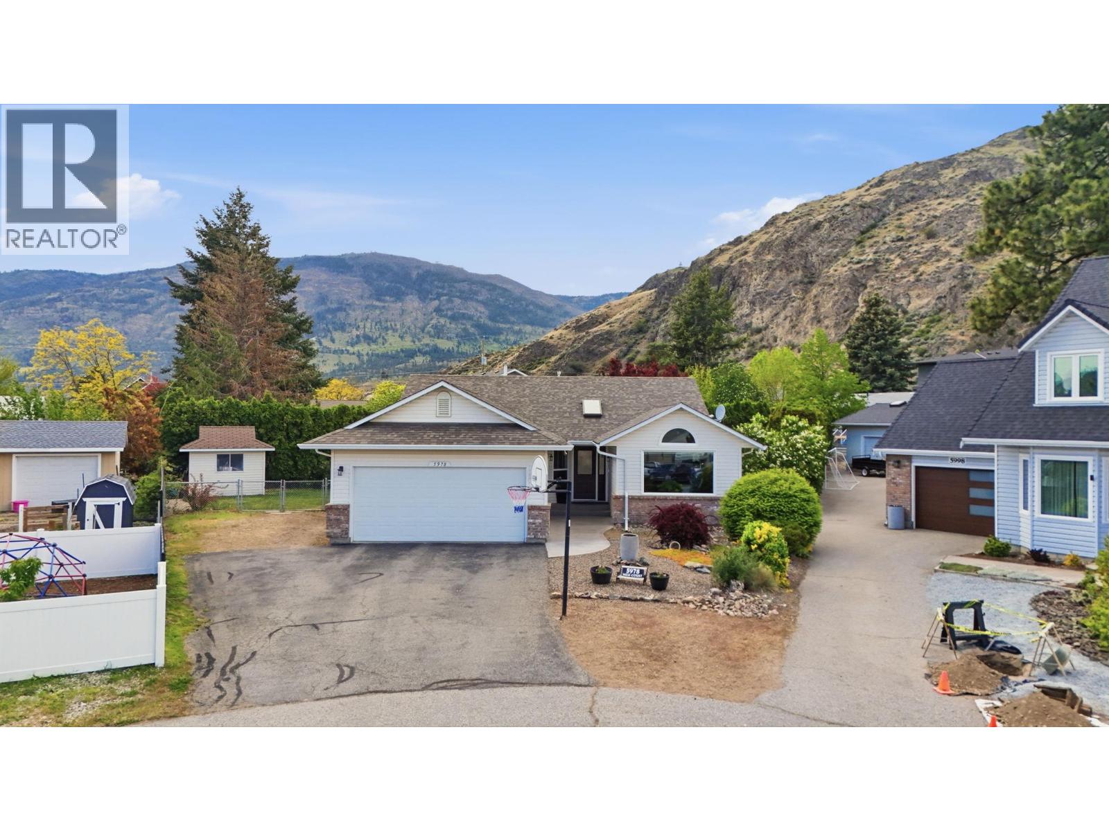 5978 Ness Court, Oliver