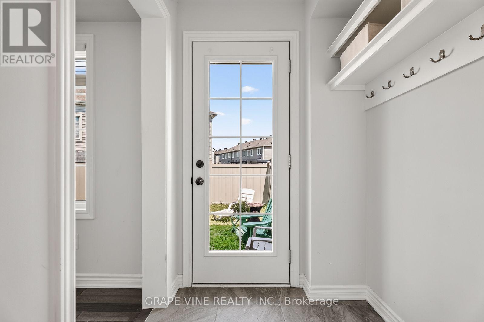 210 CLINTONIA STREET - 13