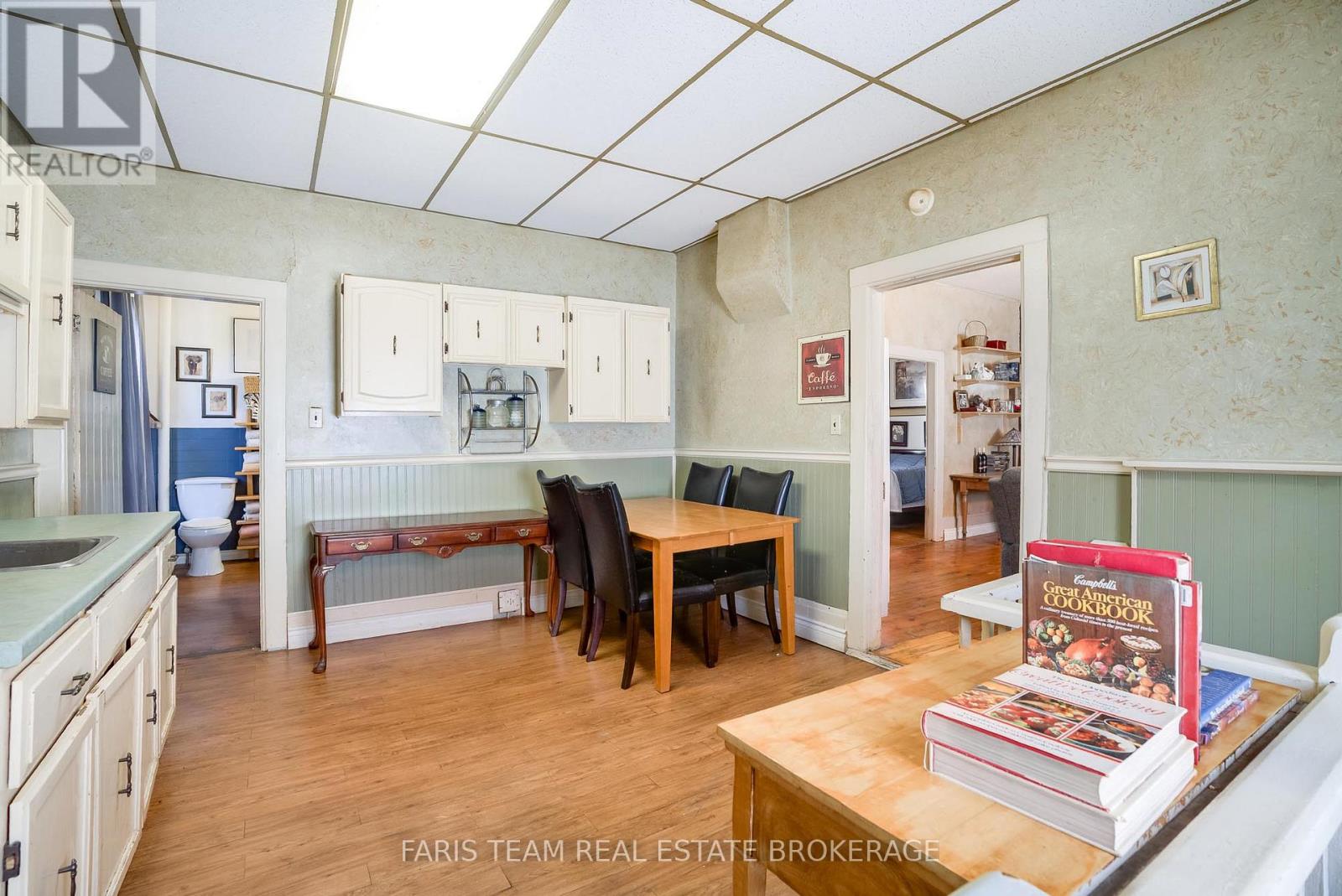 236 BARRIE STREET - 15