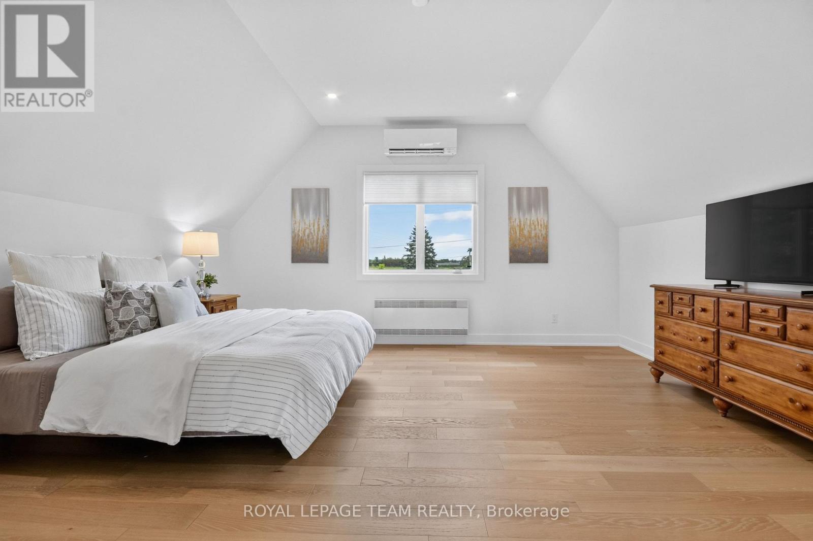 2710 RIVER ROAD - 22