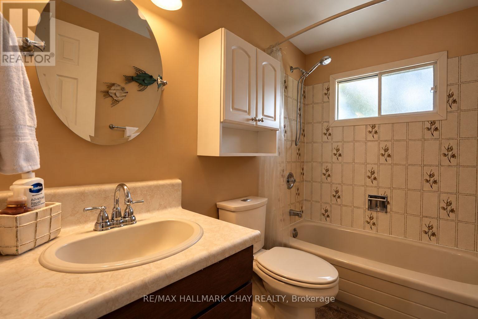 45 TAMARACK DRIVE - 13