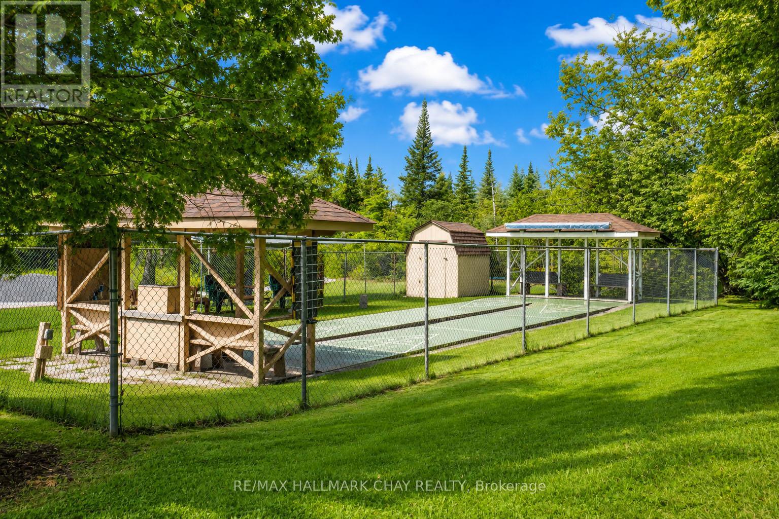 45 TAMARACK DRIVE - 20