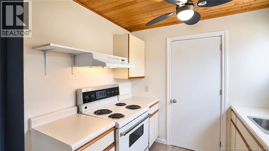 1075 Daniel Drive - 40