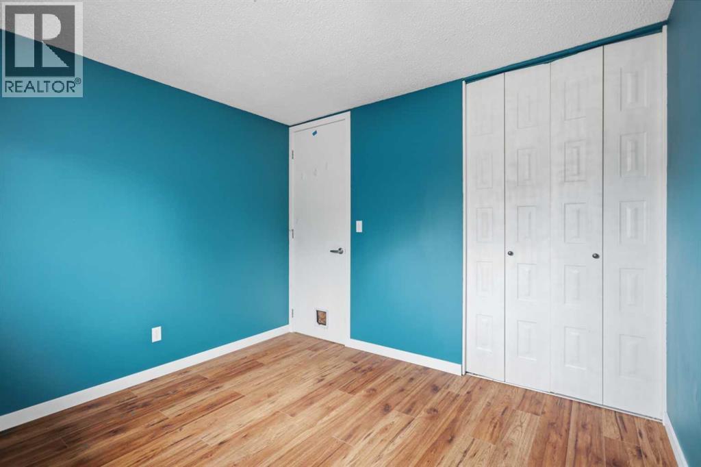 Listing photo – 18, 96 Holmes Street, Red Deer