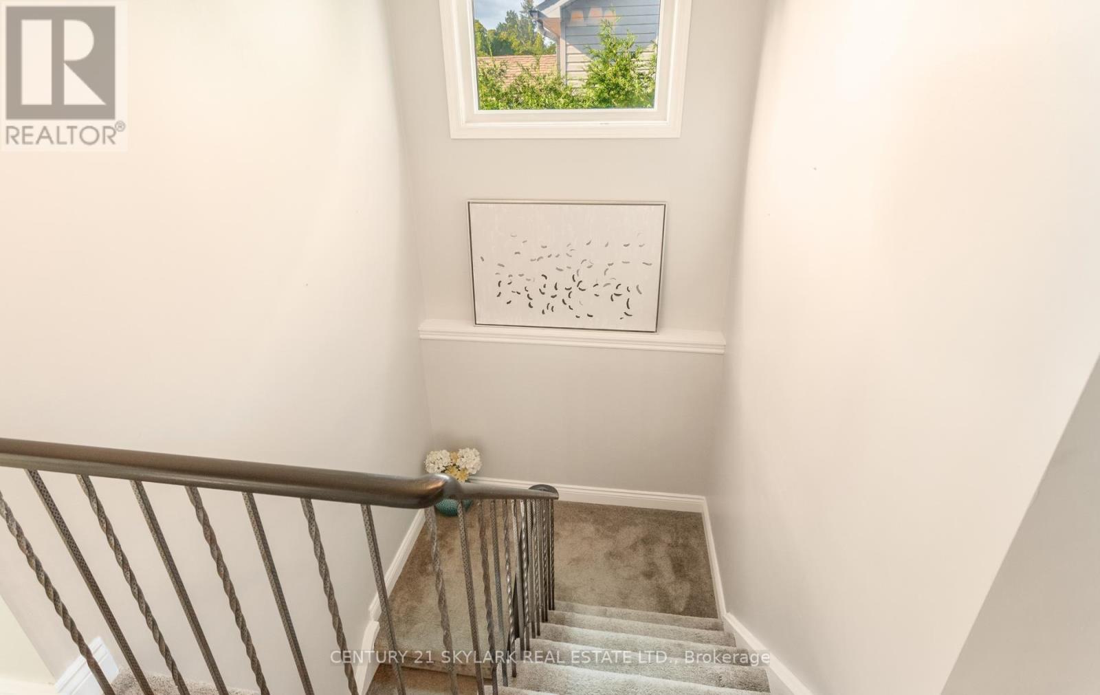 574 SUNNYVALE CRESCENT - 15