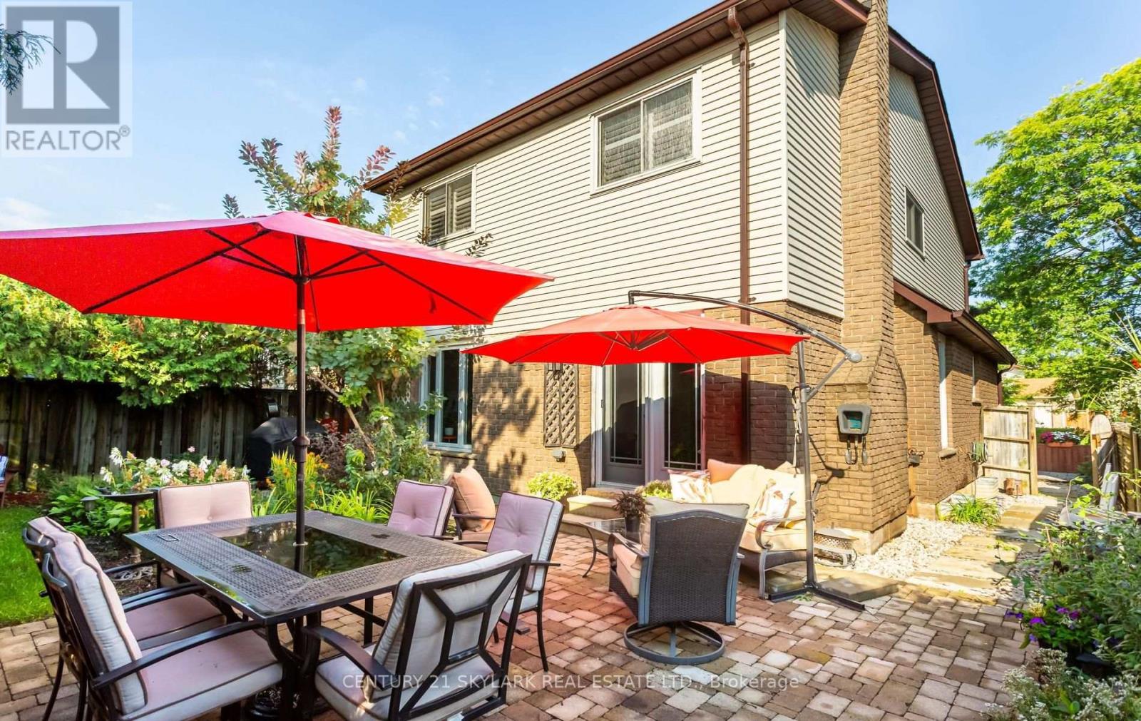 574 SUNNYVALE CRESCENT - 29