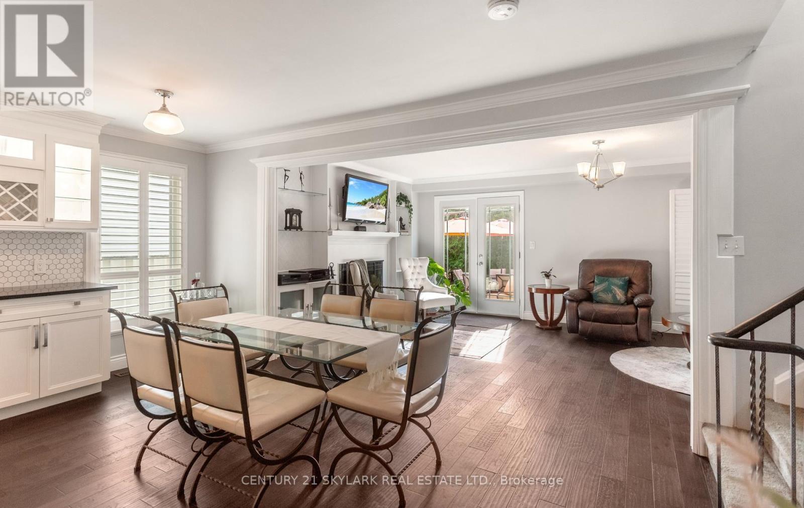 574 SUNNYVALE CRESCENT - 9
