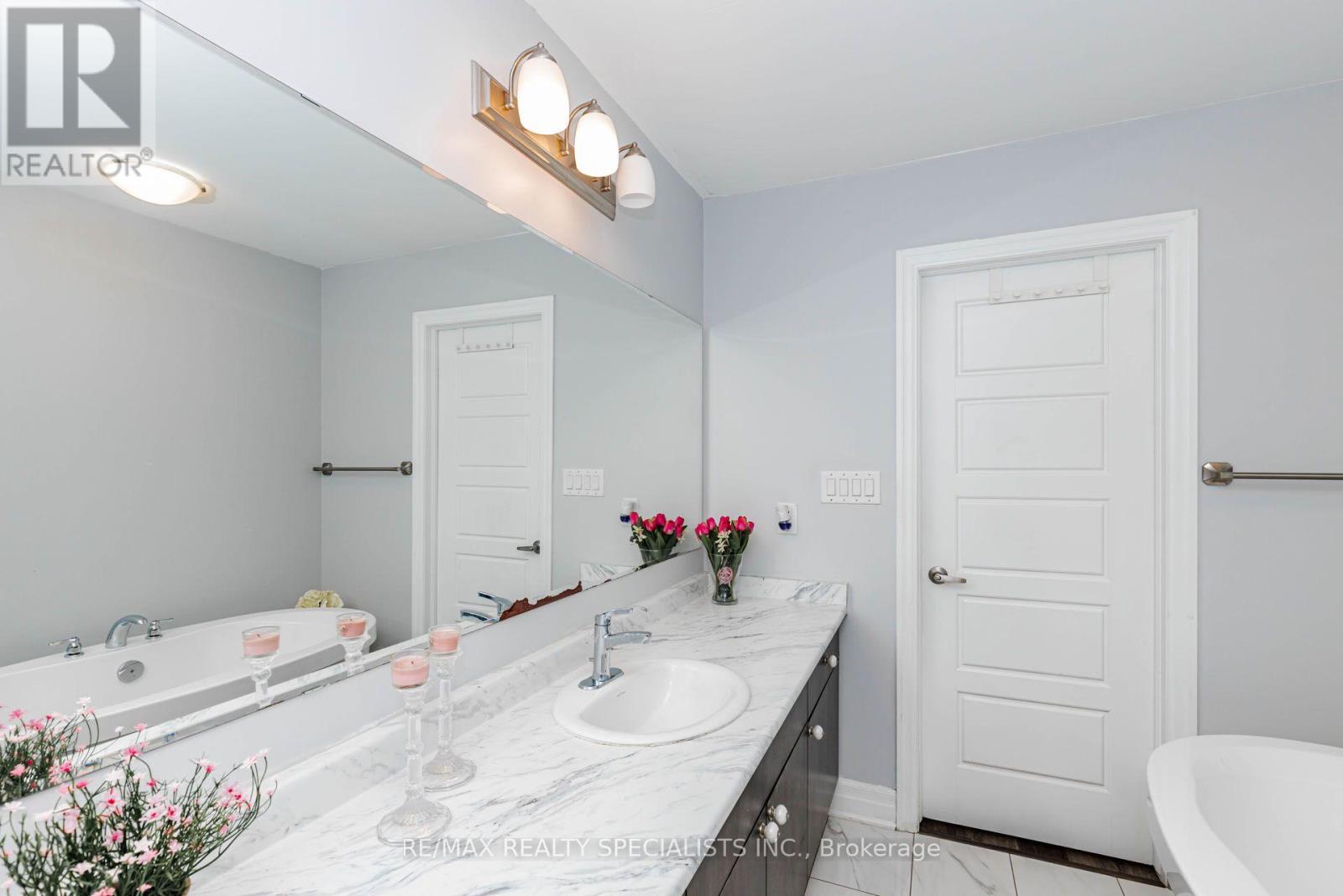 455 GORDON KRANTZ AVENUE - 23