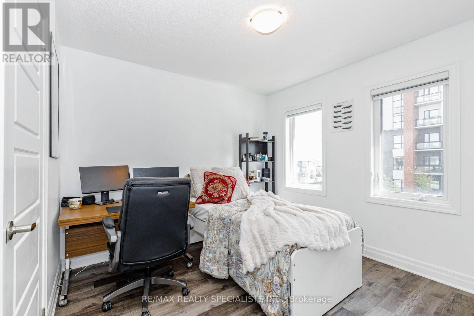 455 GORDON KRANTZ AVENUE - Image 30