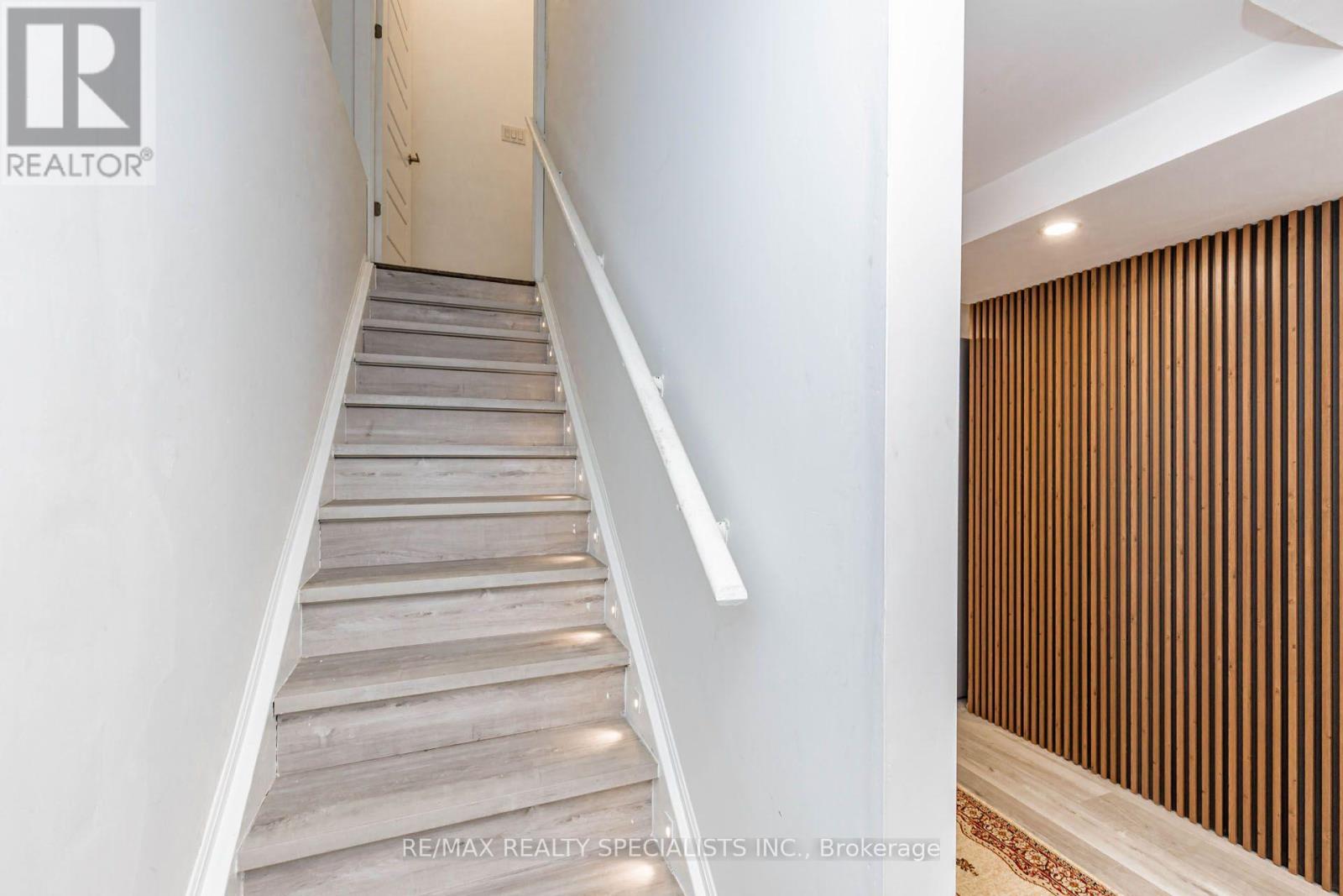 455 GORDON KRANTZ AVENUE - 36