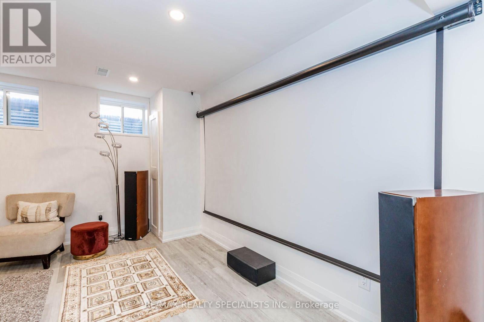 455 GORDON KRANTZ AVENUE - 39