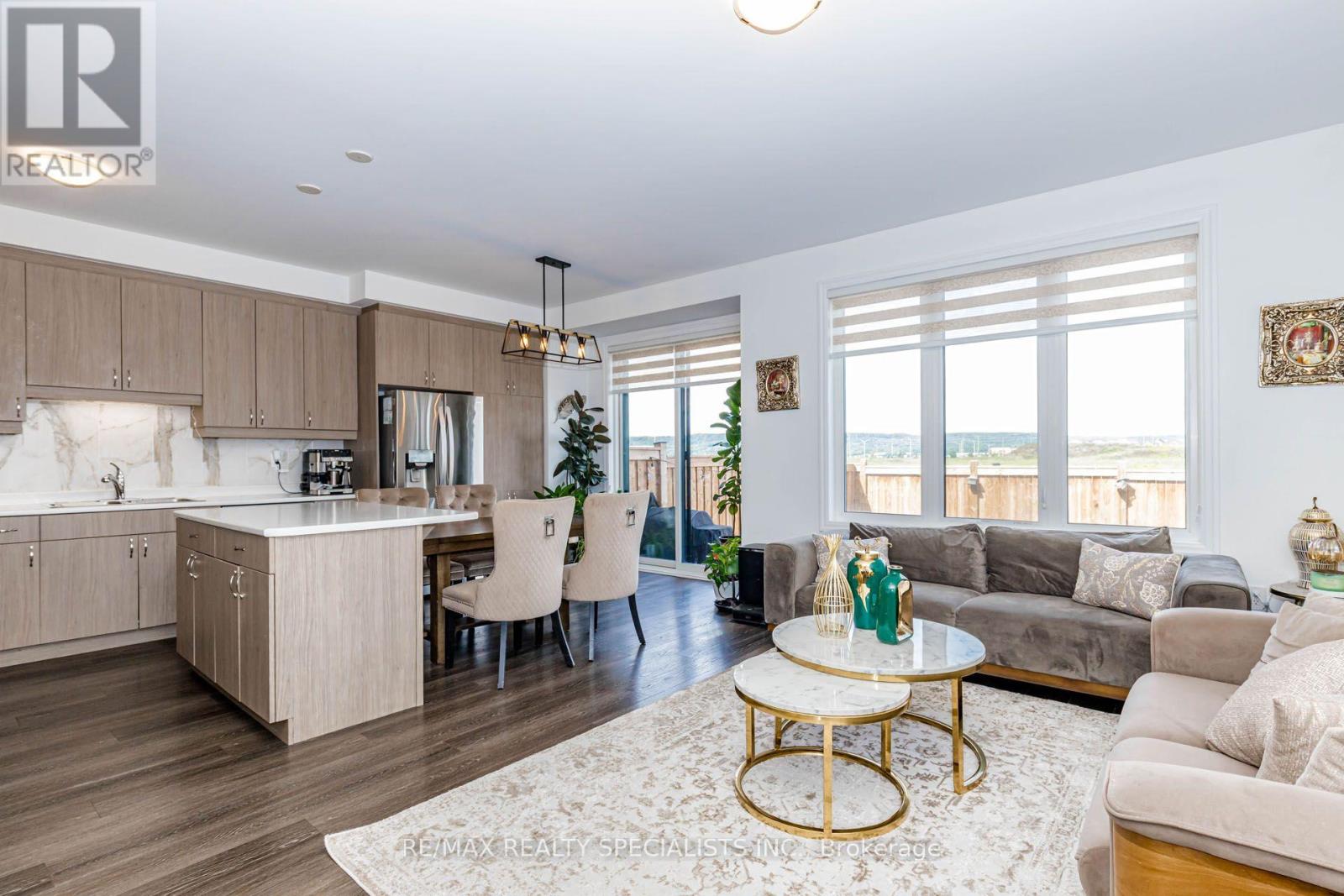 455 GORDON KRANTZ AVENUE - 7