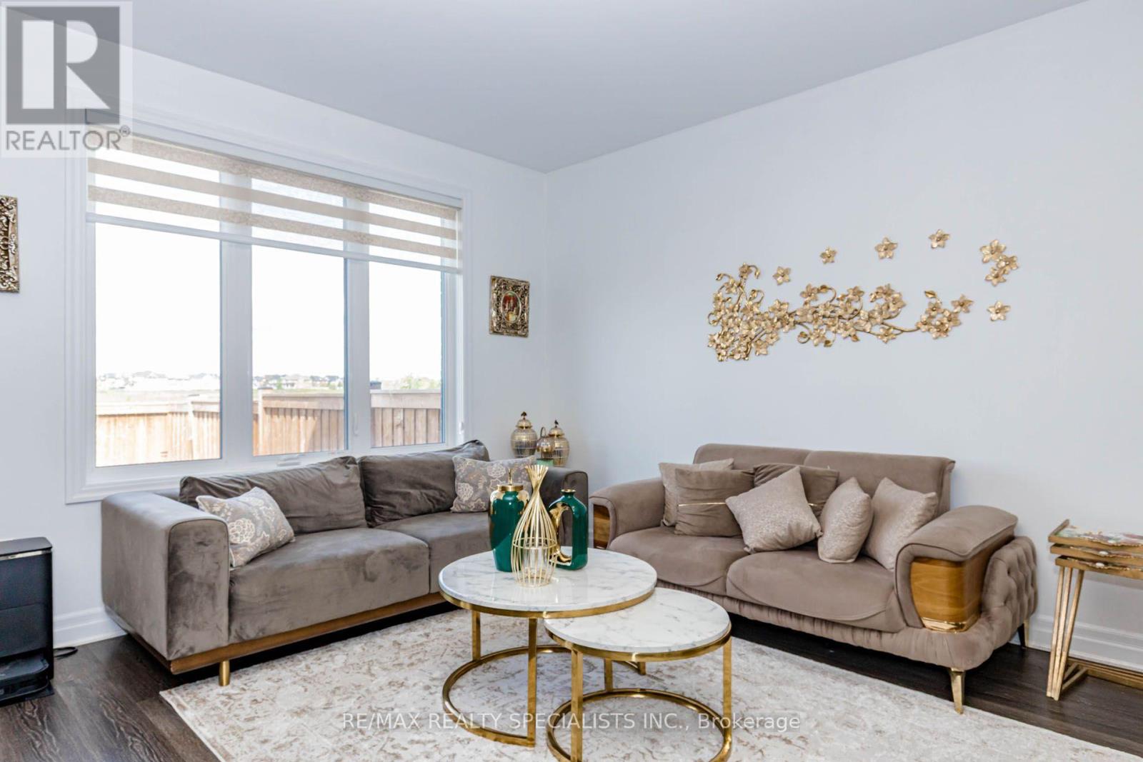 455 GORDON KRANTZ AVENUE - 8
