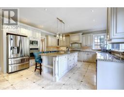 7 Fairlin Drive, Toronto, ON M9B4J1 Photo 12