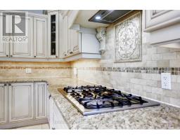 7 Fairlin Drive, Toronto, ON M9B4J1 Photo 14