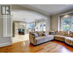7 Fairlin Drive, Toronto, ON M9B4J1 Photo 18