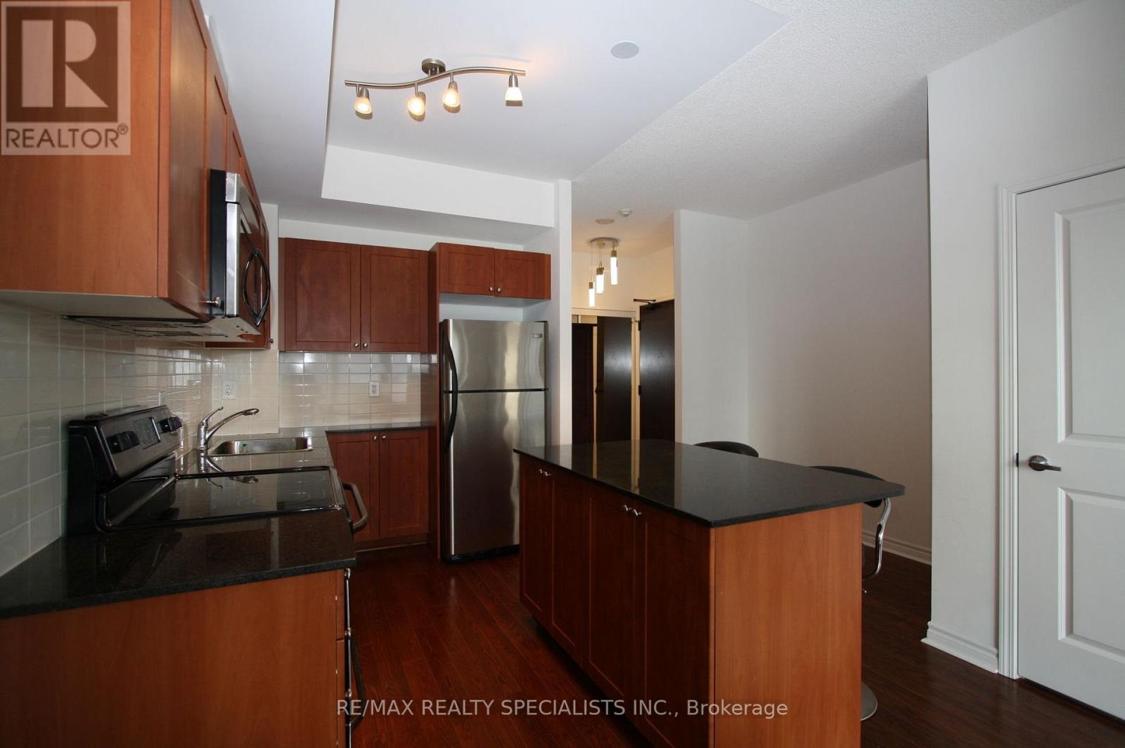 Photo of 385 Prince Of Wales Drive