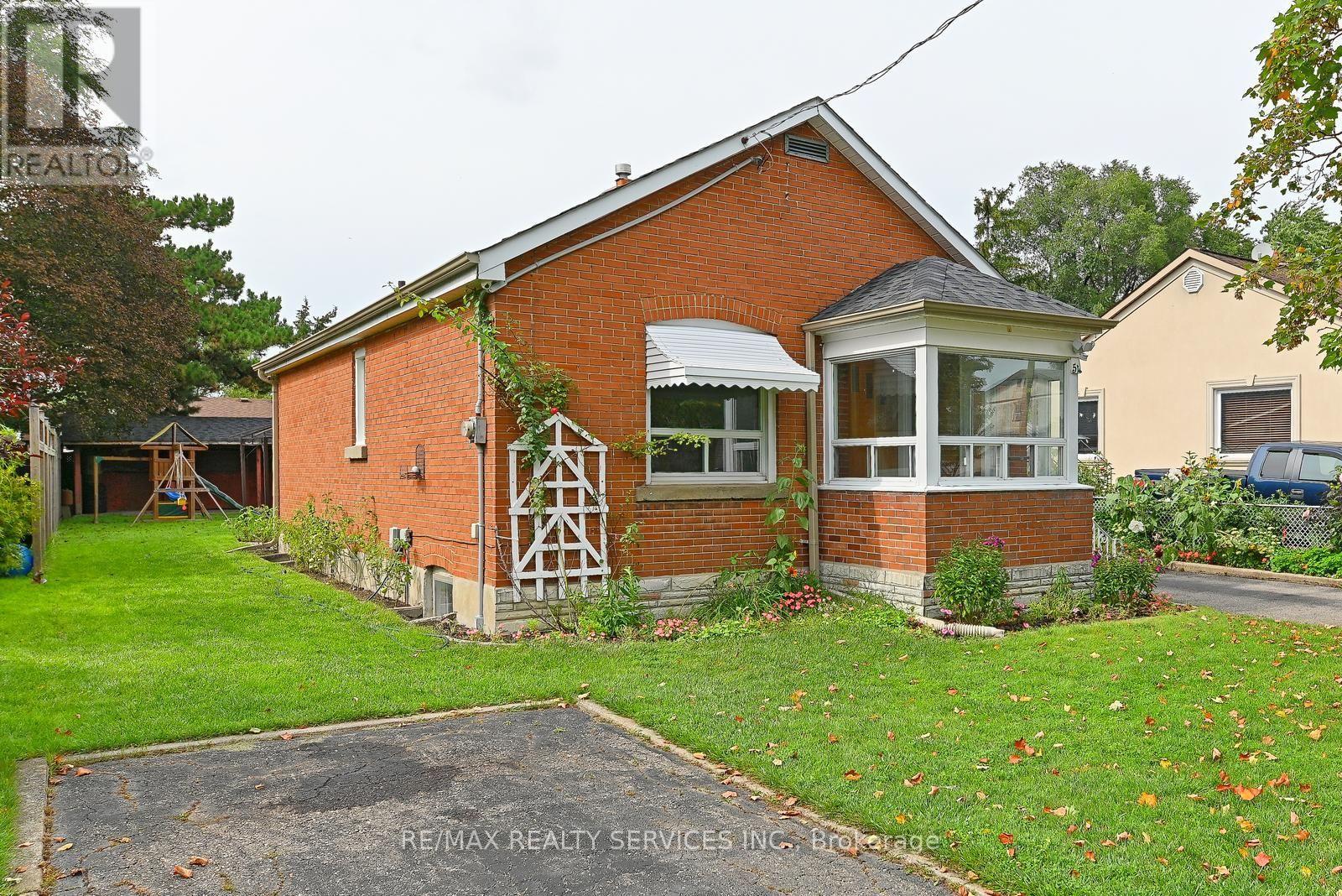 Photo of 54 Woodward Avenue