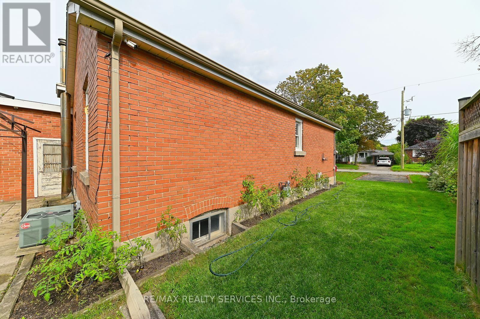 54 WOODWARD AVENUE - Image 42