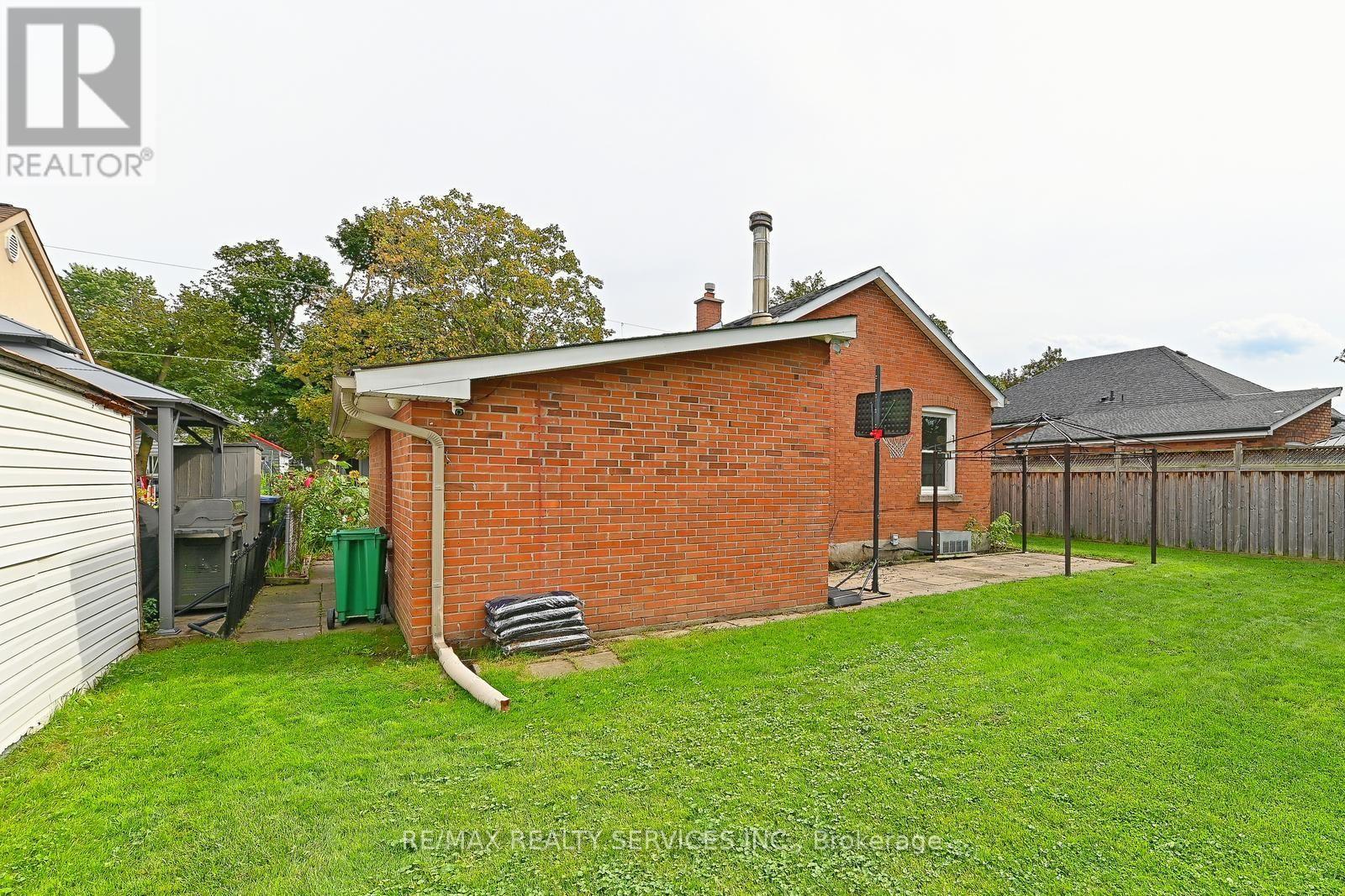 54 WOODWARD AVENUE - Image 45