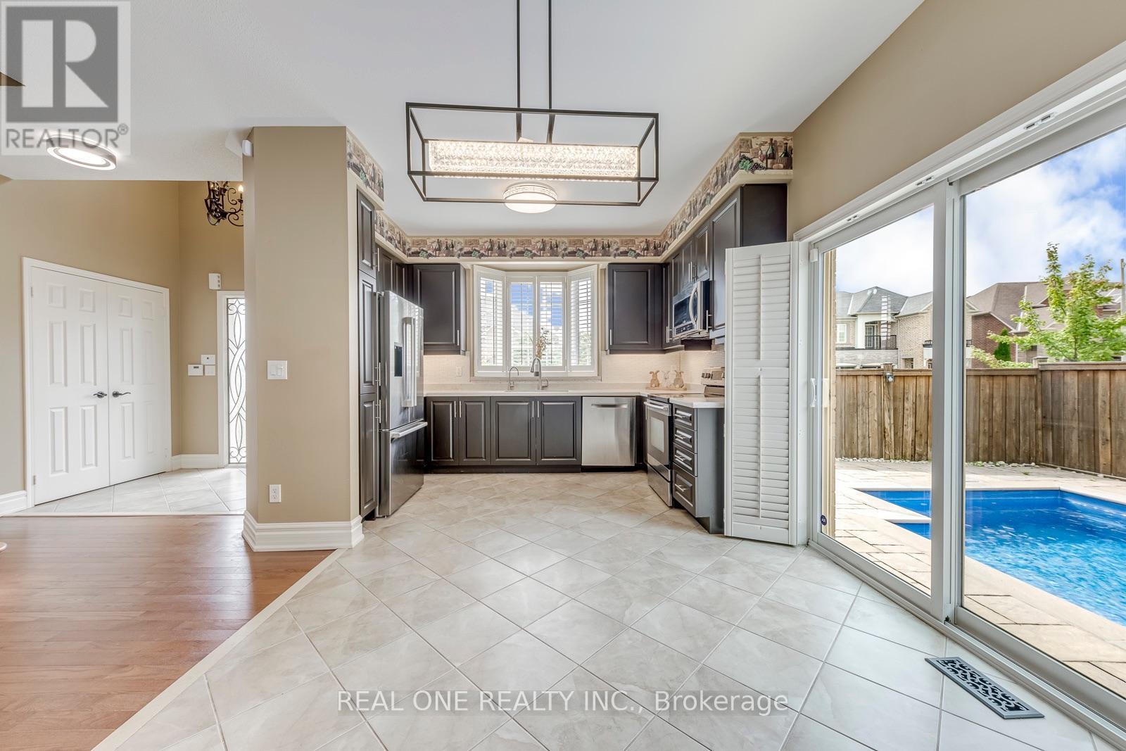 4201 PRUDHAM AVENUE - Image 12