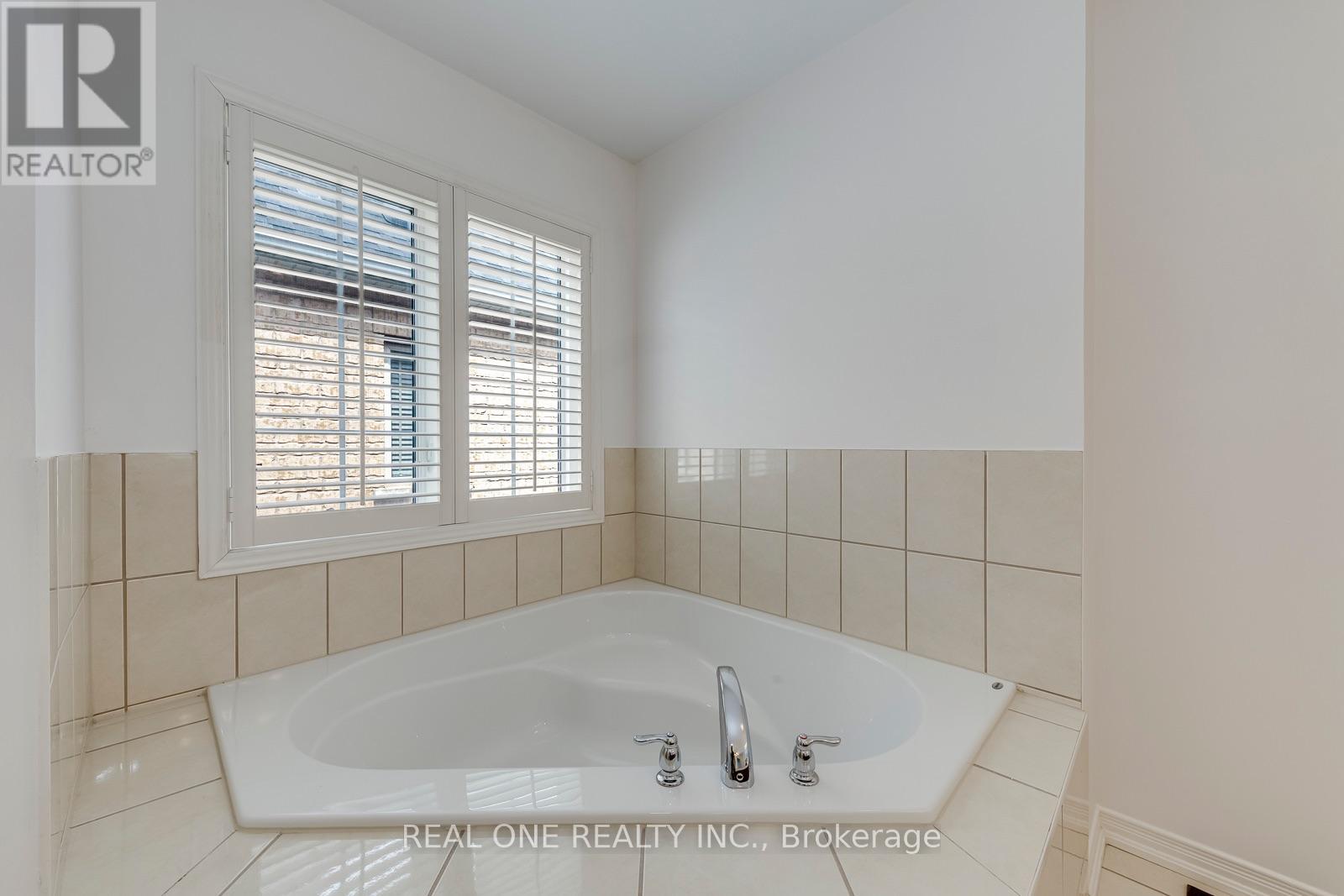 4201 PRUDHAM AVENUE - Image 23