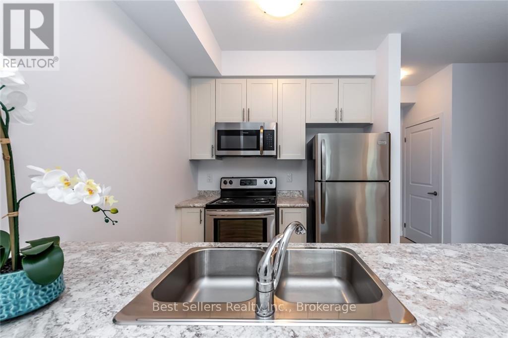 208- 125 Shoreview Place, Hamilton, ON photo 7