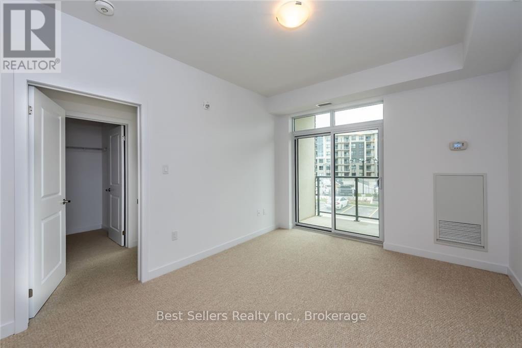 208- 125 Shoreview Place, Hamilton, ON photo 9