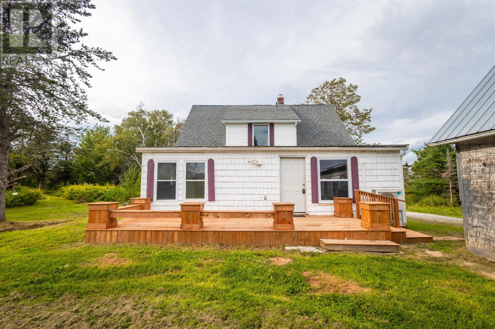 4062 Fort Augustus Road - 2
