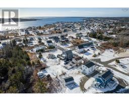 52 Pepperell Street, Louisbourg, NS B1C1L9 Photo 11