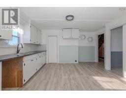 52 Pepperell Street, Louisbourg, NS B1C1L9 Photo 17