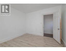 52 Pepperell Street, Louisbourg, NS B1C1L9 Photo 35