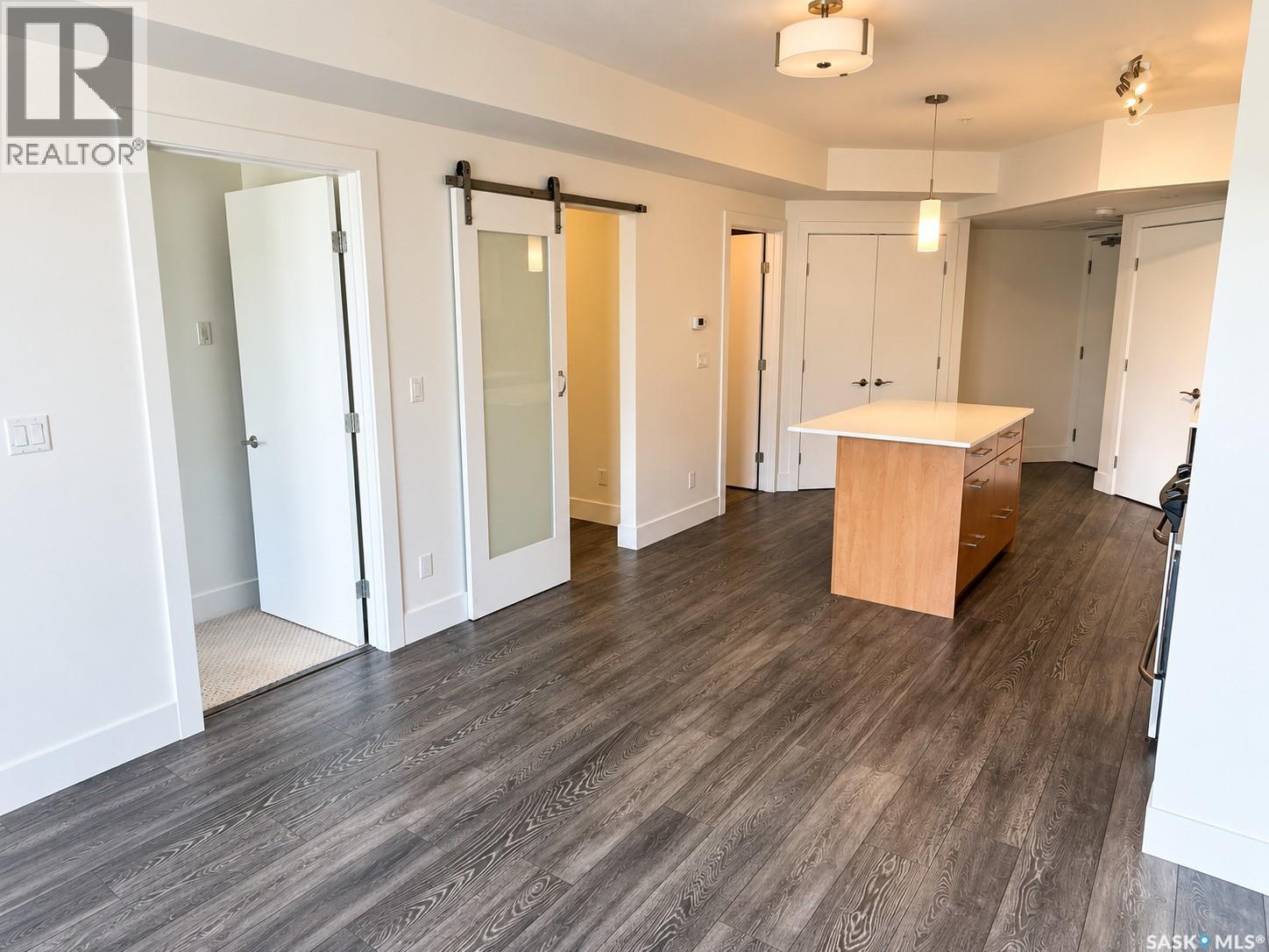 #331 404 C AVENUE S - 10