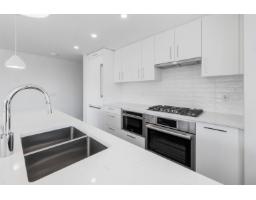 307 1588 Johnston Road, White Rock, BC V4B0C5 Photo 14