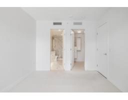 307 1588 Johnston Road, White Rock, BC V4B0C5 Photo 26