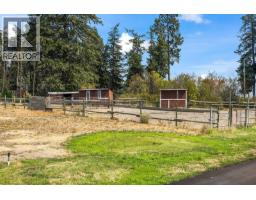 5090 Mackinnon Road, Peachland, BC V0H1X0 Photo 11