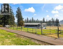 5090 Mackinnon Road, Peachland, BC V0H1X0 Photo 12