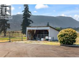 5090 Mackinnon Road, Peachland, BC V0H1X0 Photo 10