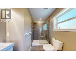 4942 Kyllo Road, 108 Mile Ranch, BC V0K2Z0 Photo 14