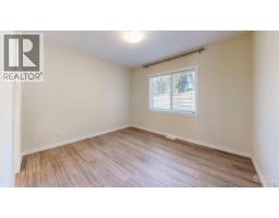 4942 Kyllo Road, 108 Mile Ranch, BC V0K2Z0 Photo 16